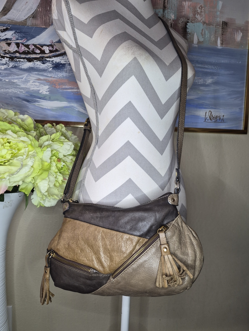 Tri-Tone Leather Crossbody Shoulder Bag - Brown/Tan/Cream